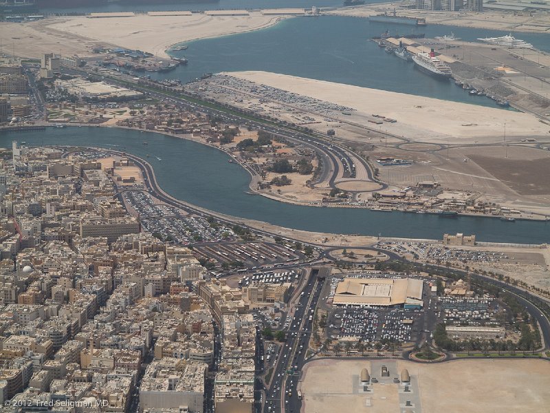 20120406_152856 Canon G1X 2x3.jpg - Dubai from the air